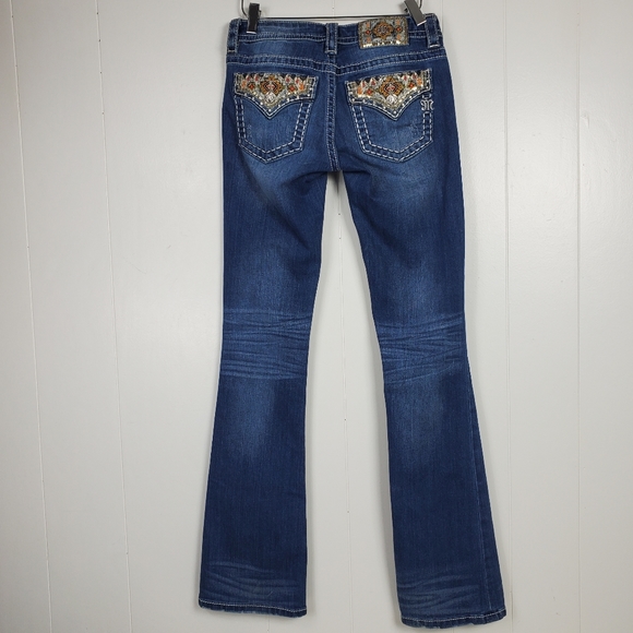 Miss Me embrroidered, rhinestone, studded signature boot cut jeans size 25 - Picture 13 of 14
